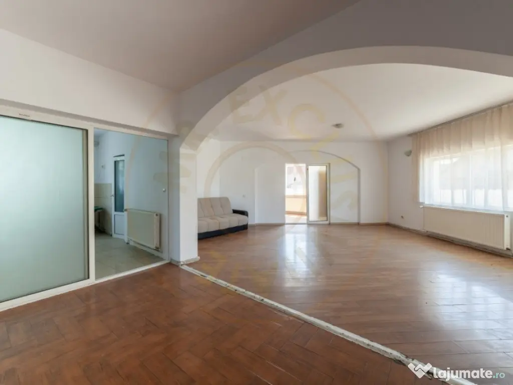 Casa cu 9 camere, pretabila business - Stefanesti, Drumul Mo 
