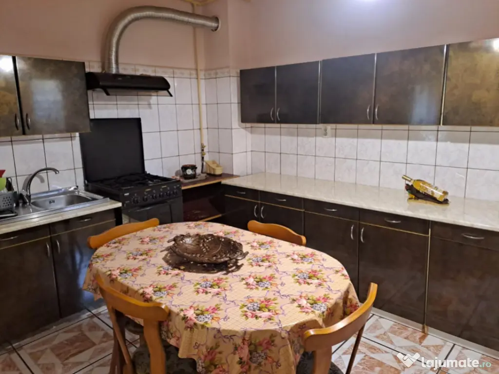 CASA DE VANZARE IN HD 