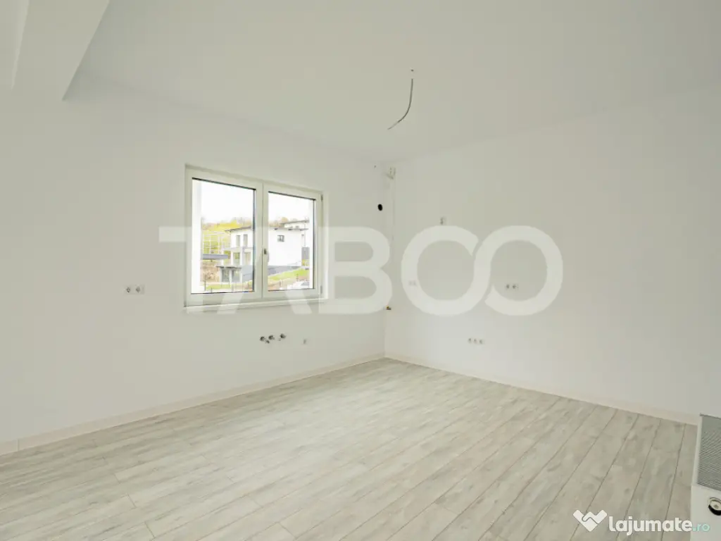 Casa individuala de vanzare 177 mpu 5 camere garaj 3 terase 