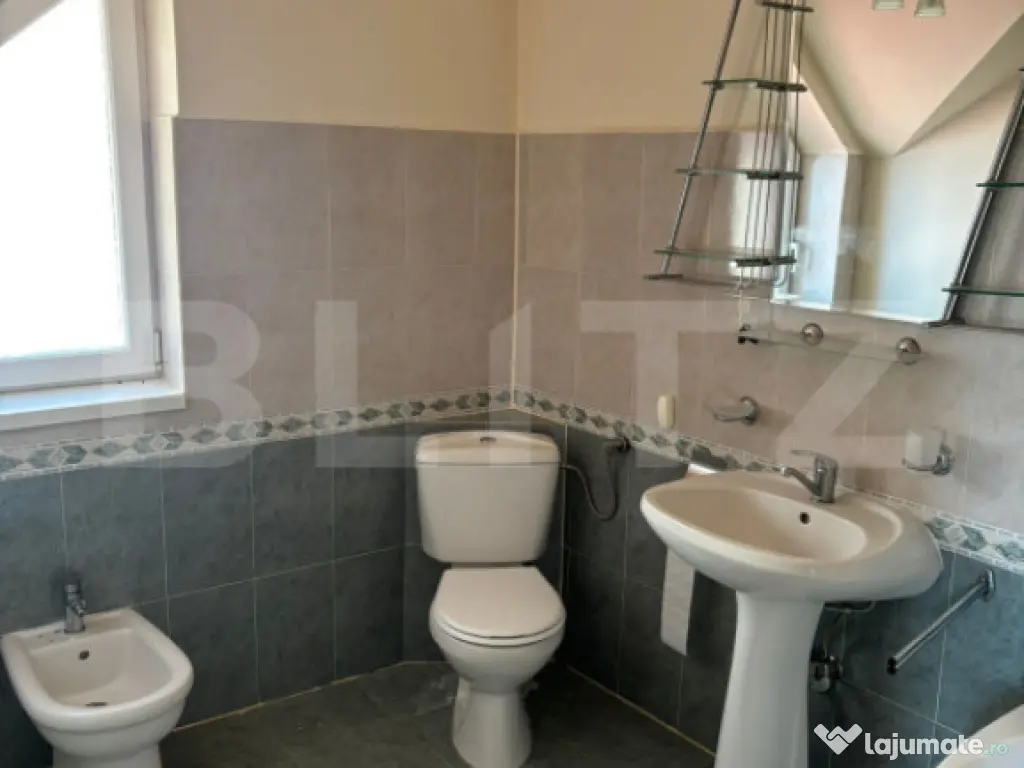 Casă de vânzare în Dumbrăvița – locație centrală