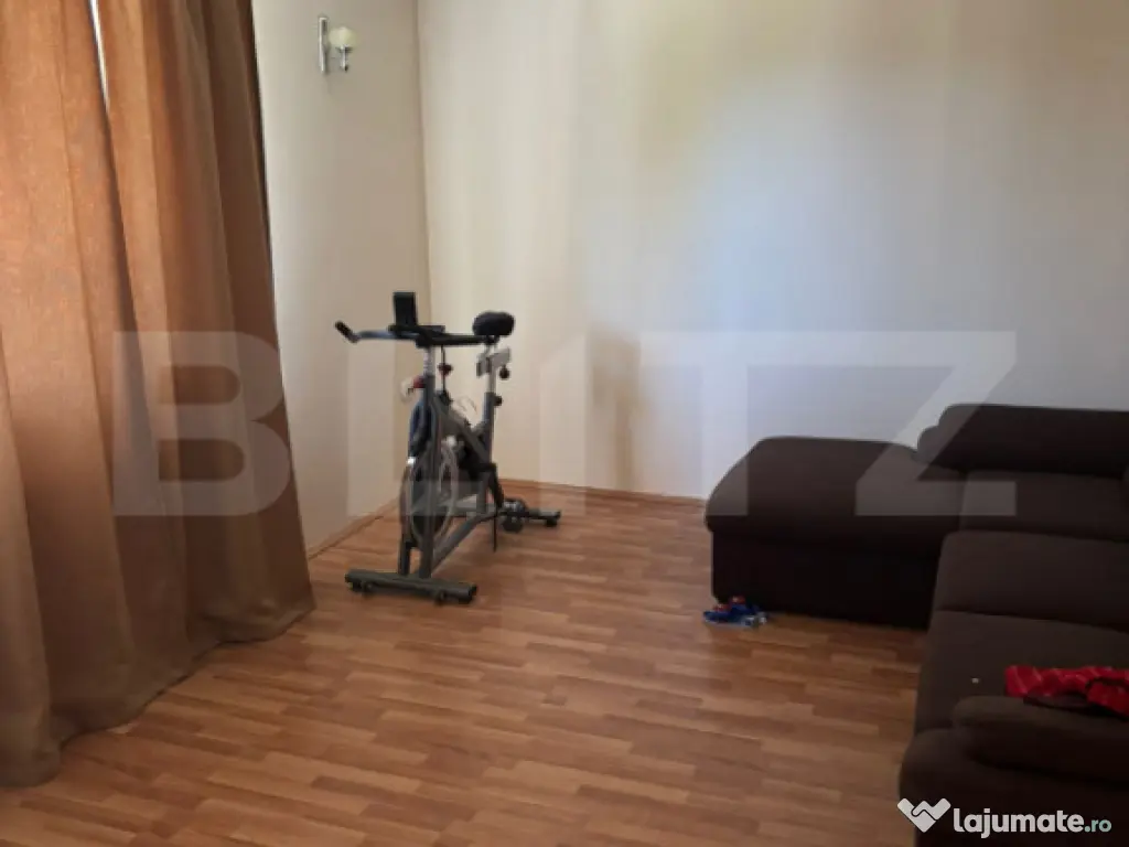 Casă de vânzare în Dumbrăvița – locație centrală