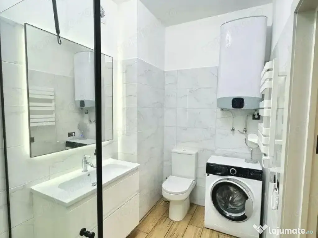 Garsoniera in zona Izvor