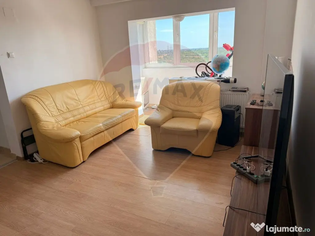 Apartament 4 camere Micalaca - zona 300 Malul Muresului 