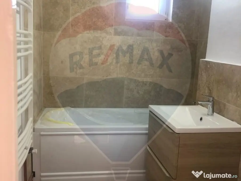 Apartament 4 camere Micalaca - zona 300 Malul Muresului 