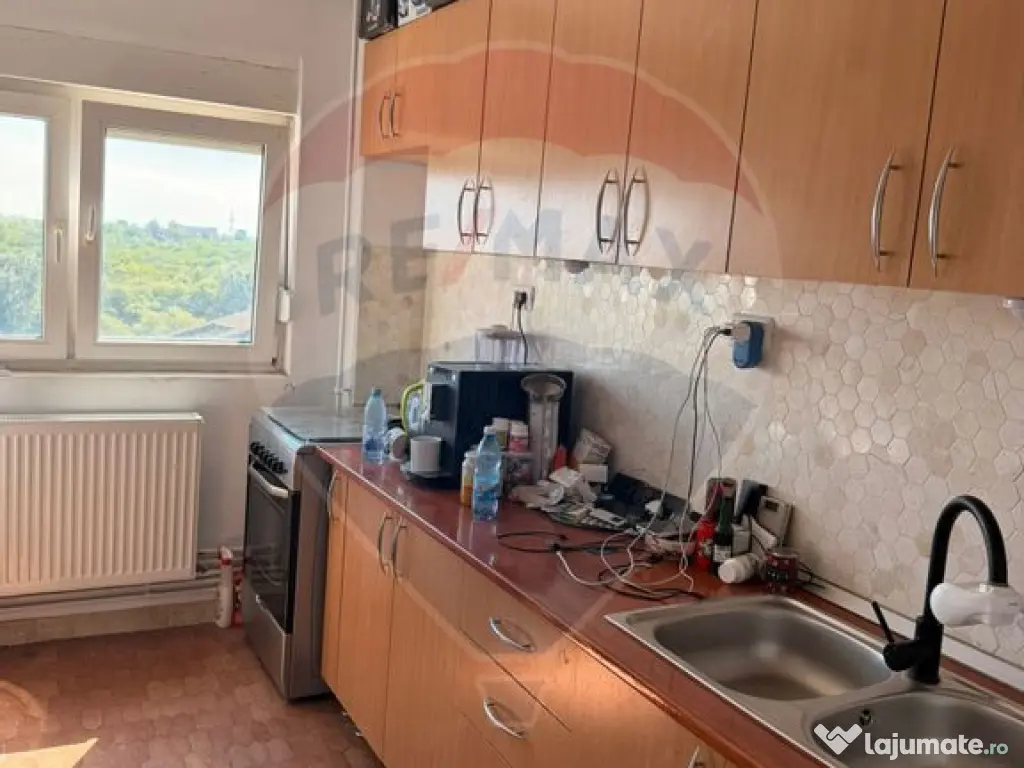 Apartament 4 camere Micalaca - zona 300 Malul Muresului 