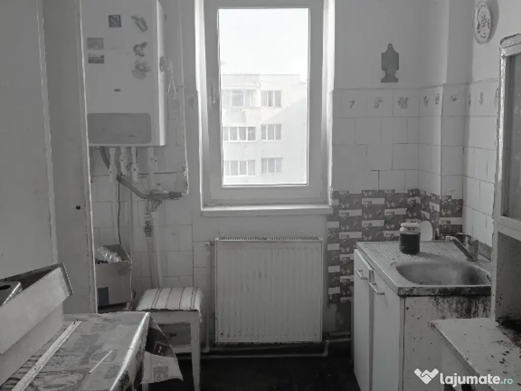 Apartament cu 3 Camere pe Marasesti