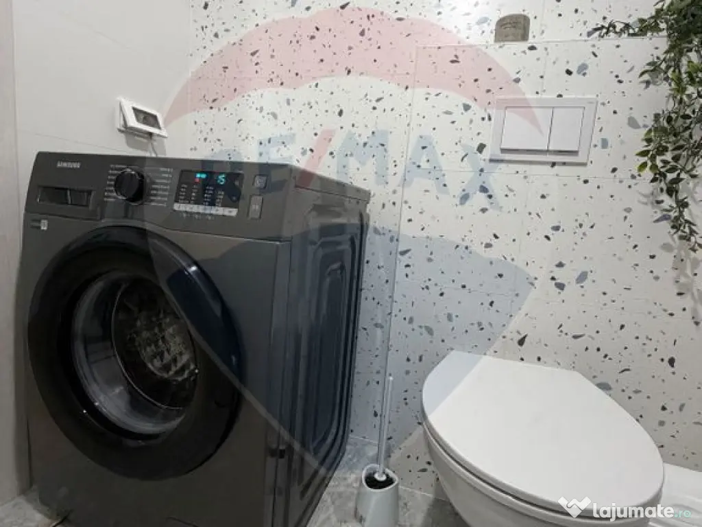 Apartament cu 3 camere de vânzare în zona Universitatii 