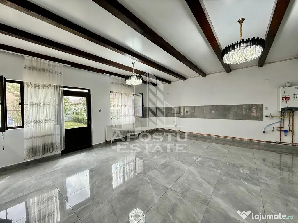 Casa individuala pe 2 fronturi stradale, renovata complet...