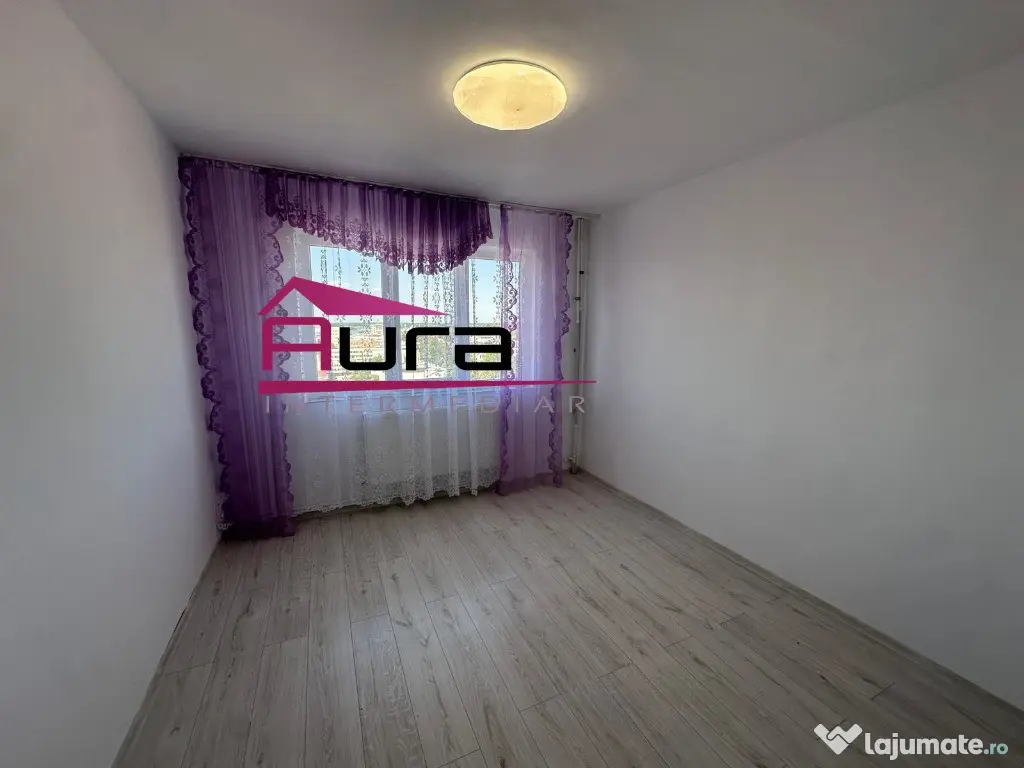 Apartament 3 camere Str.Sabinelor 