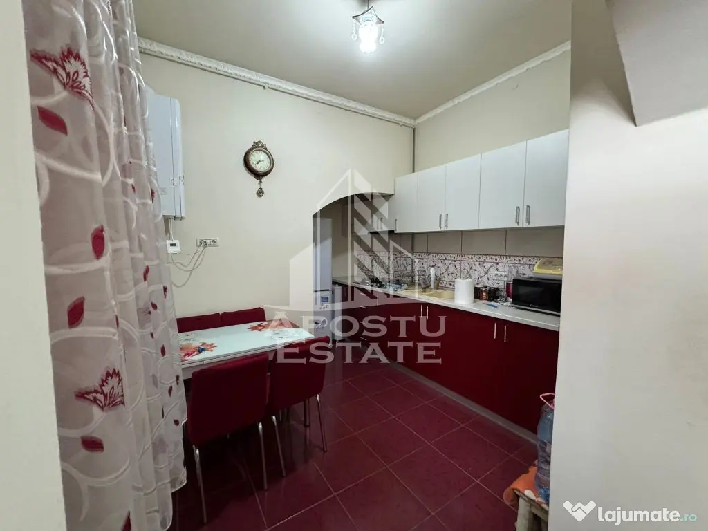 Apartament cu 2 camere, centrala proprie, boxa, Piata Maria