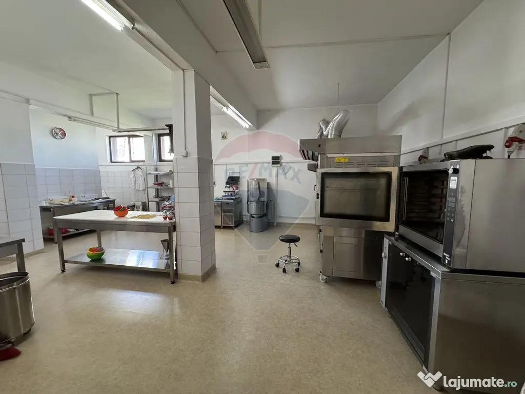 Spațiu comercial de 1,460mp în zona Central 