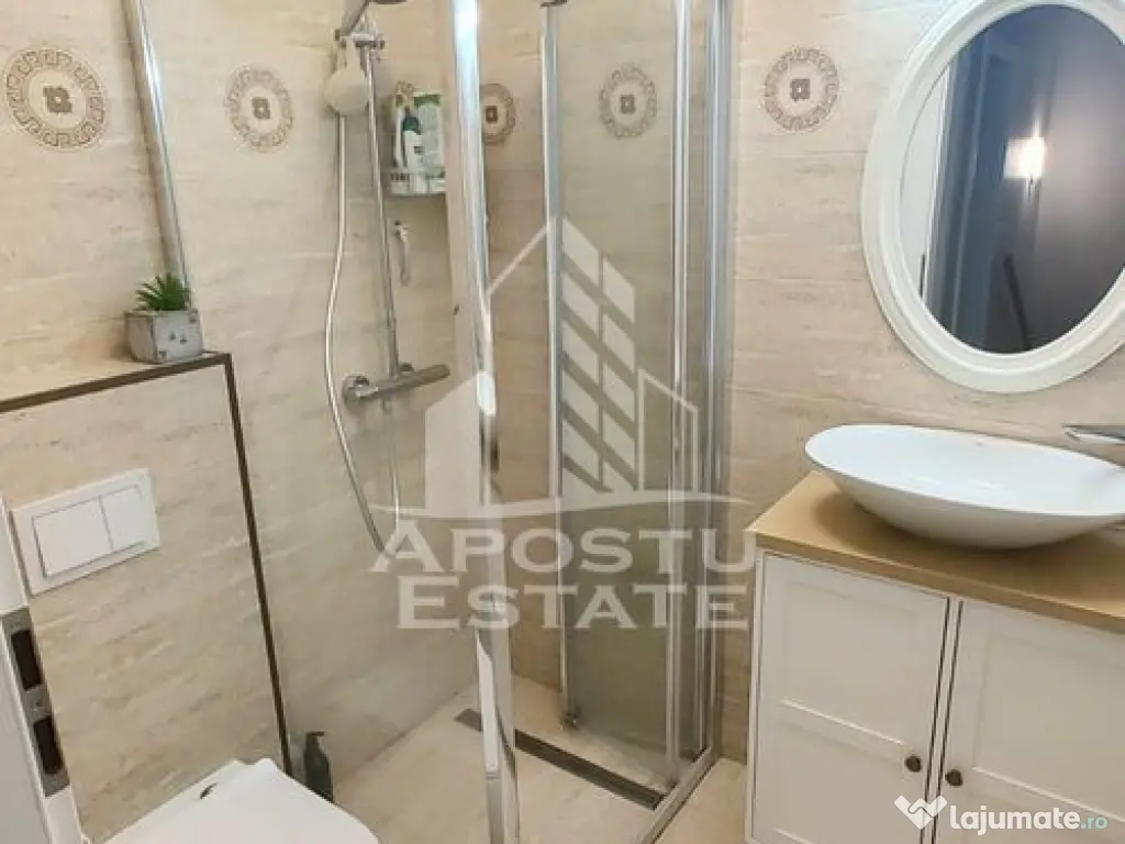 Casa individuala, 5 camere , 3 bai,2 balcoane ,acces auto...