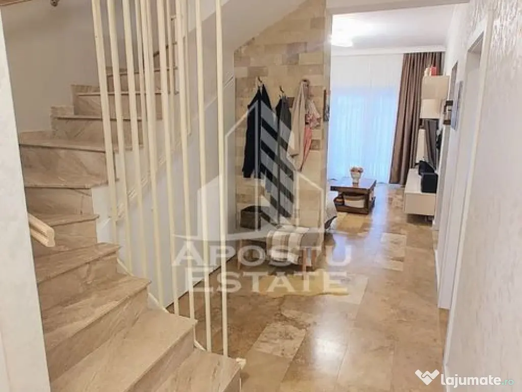 Casa individuala, 5 camere , 3 bai,2 balcoane ,acces auto...