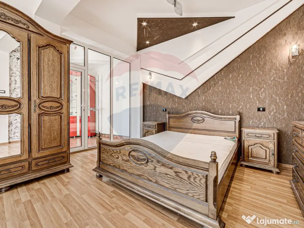 Apartament cu 3 camere de închiriat în zona Boul Rosu 