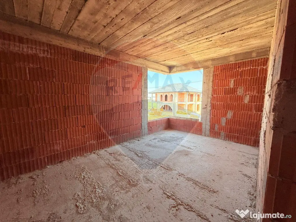 Vilă individuala de vanzare | Predare la cheie | Dragomi... 