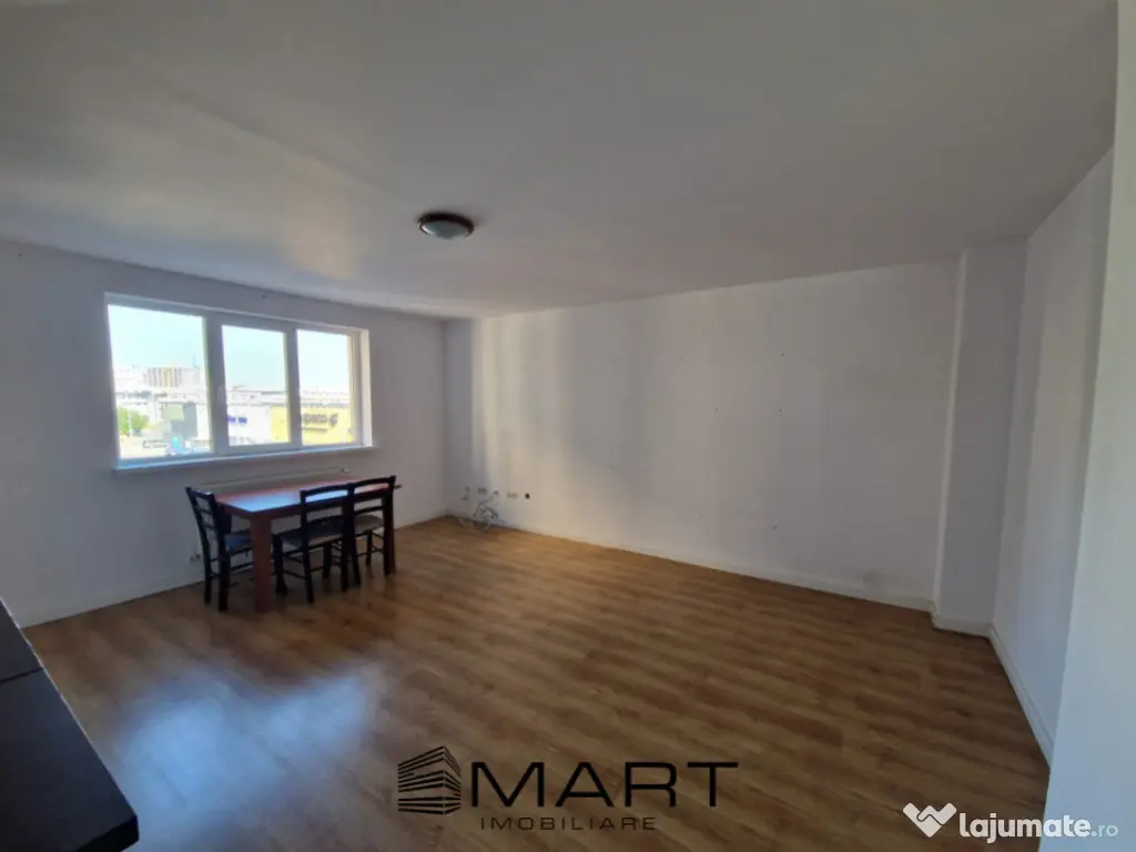 Apartament cu 3 camere in zona Supeco 