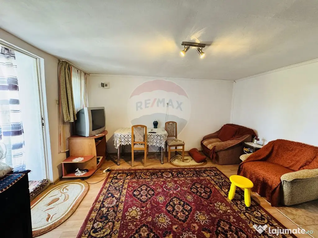 Teren 6,210mp Apateu / Strada Principala 