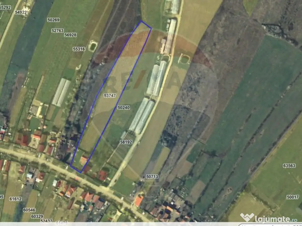 Teren 6,210mp Apateu / Strada Principala 