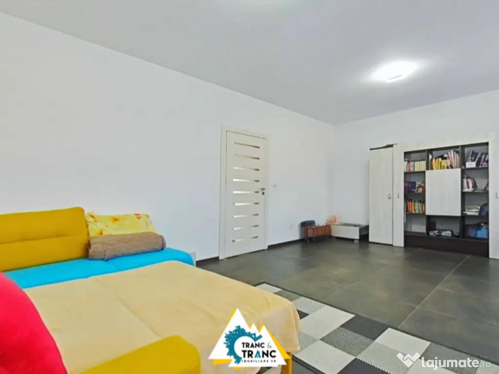 Oportunitate de vânzare- casă spațioasă și modernă cu 4 camere, Livada