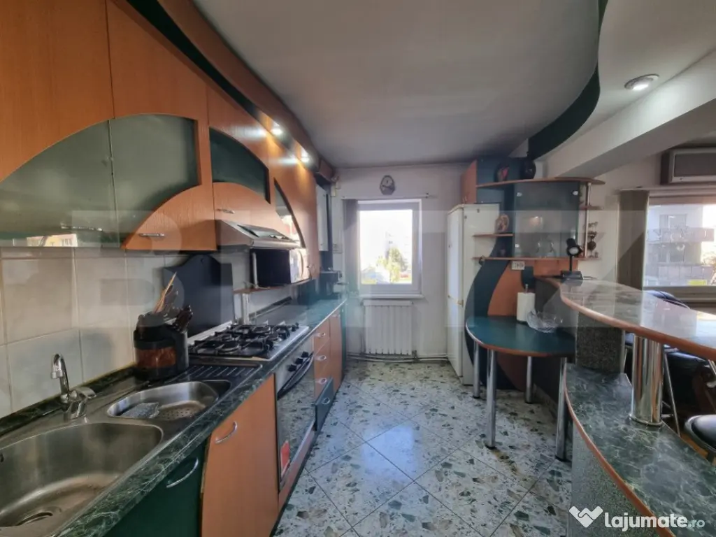 Apartament 4 camere, 90 mp, zona Piata Ion Mester