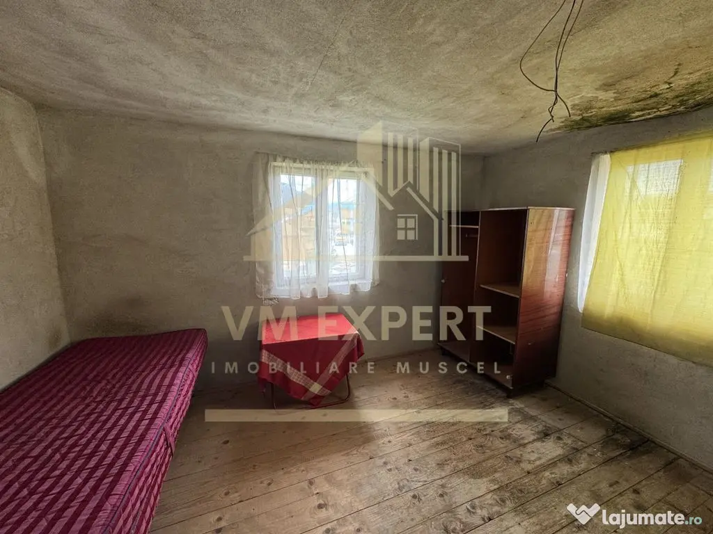 CASĂ 7 CAMERE TEREN 468 MP BUGHEA DE SUS ARGEȘ 