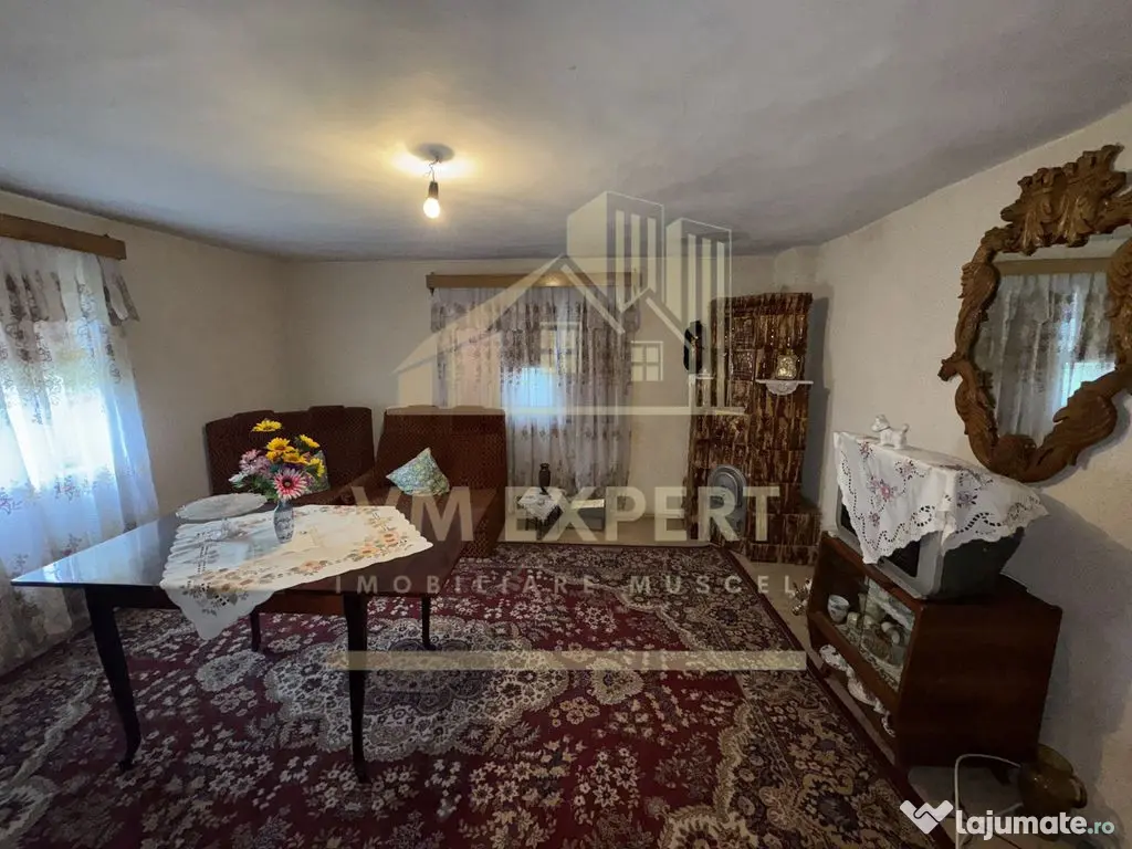 CASĂ 7 CAMERE TEREN 468 MP BUGHEA DE SUS ARGEȘ 