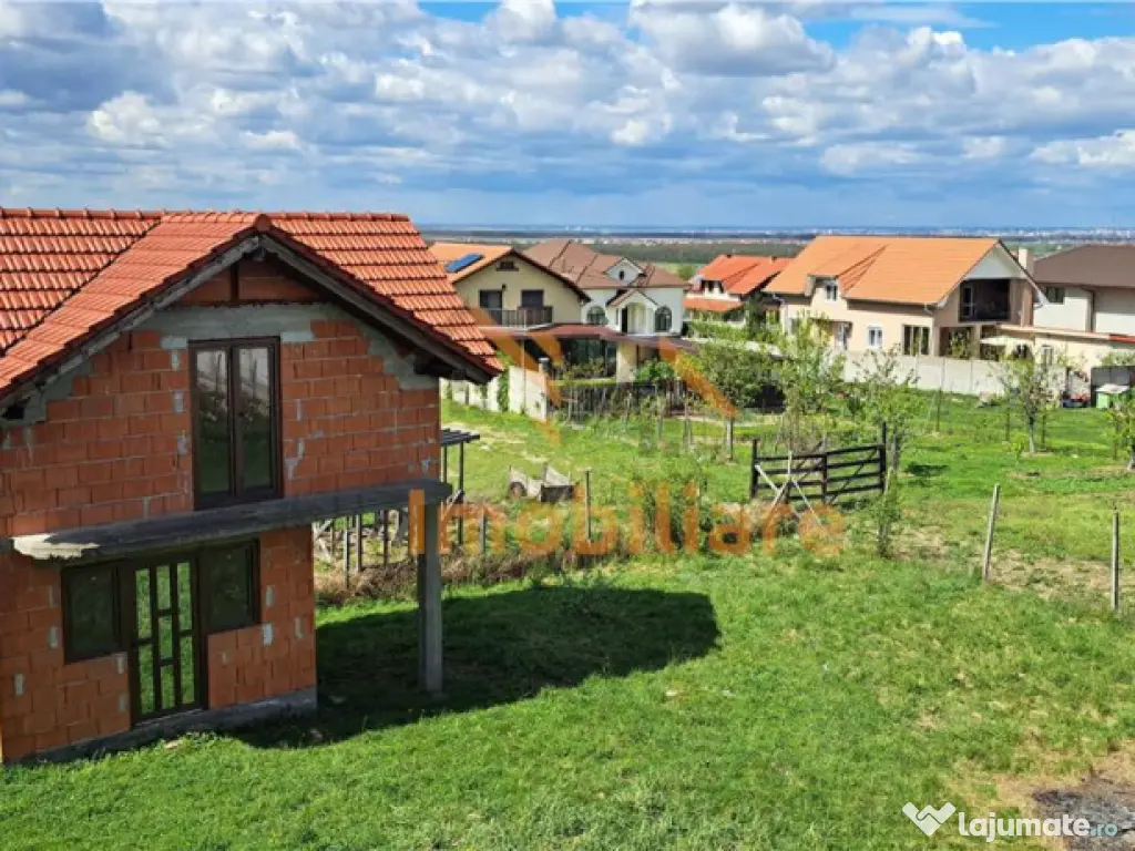 CASA LA ROSU P E 400 MP | TEREN 1.113 MP | ZONA CORDAU | B 