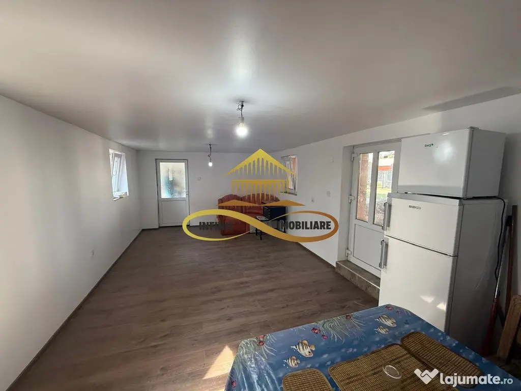 Casa de vanzare in Bacau Saucesti cu potential comercial 