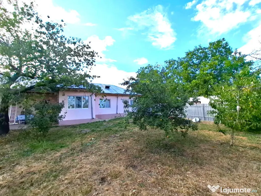 Casa si teren de vanzare Blidari - Cotesti