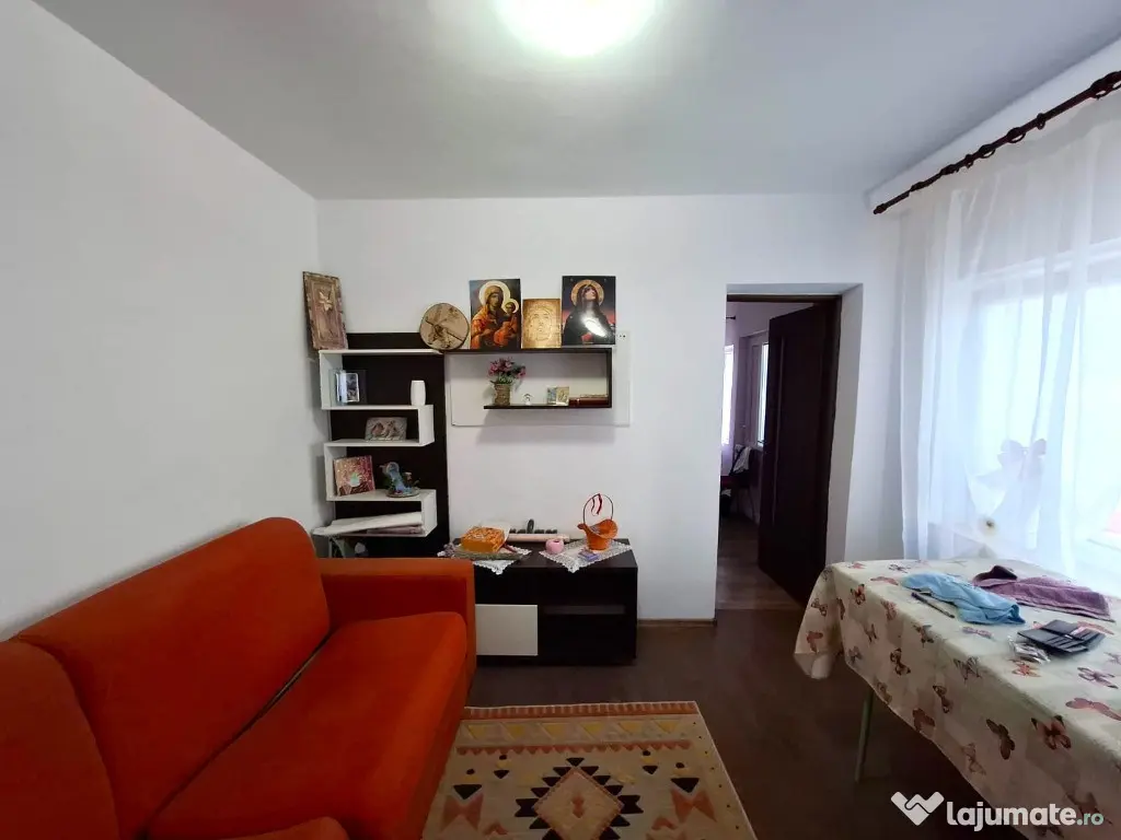 Casa si teren de vanzare Blidari - Cotesti