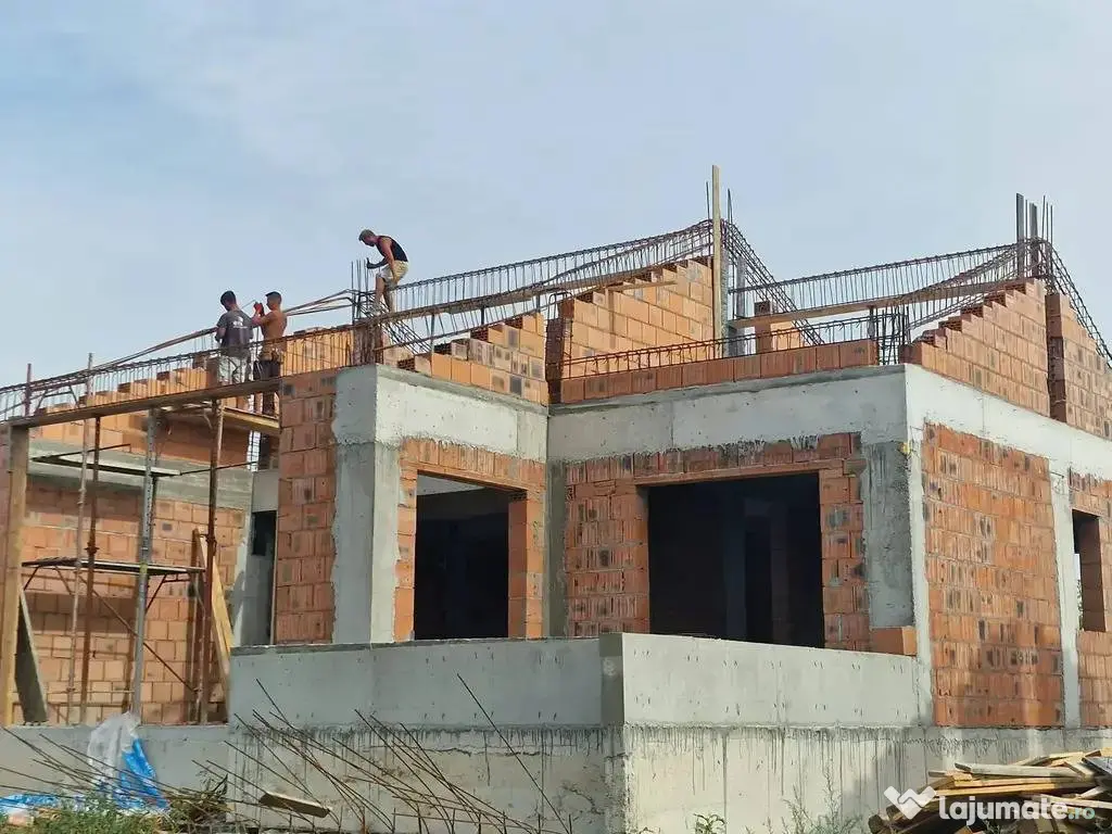 Vila unifamiliala construita corect in Cernica cu acces u... 