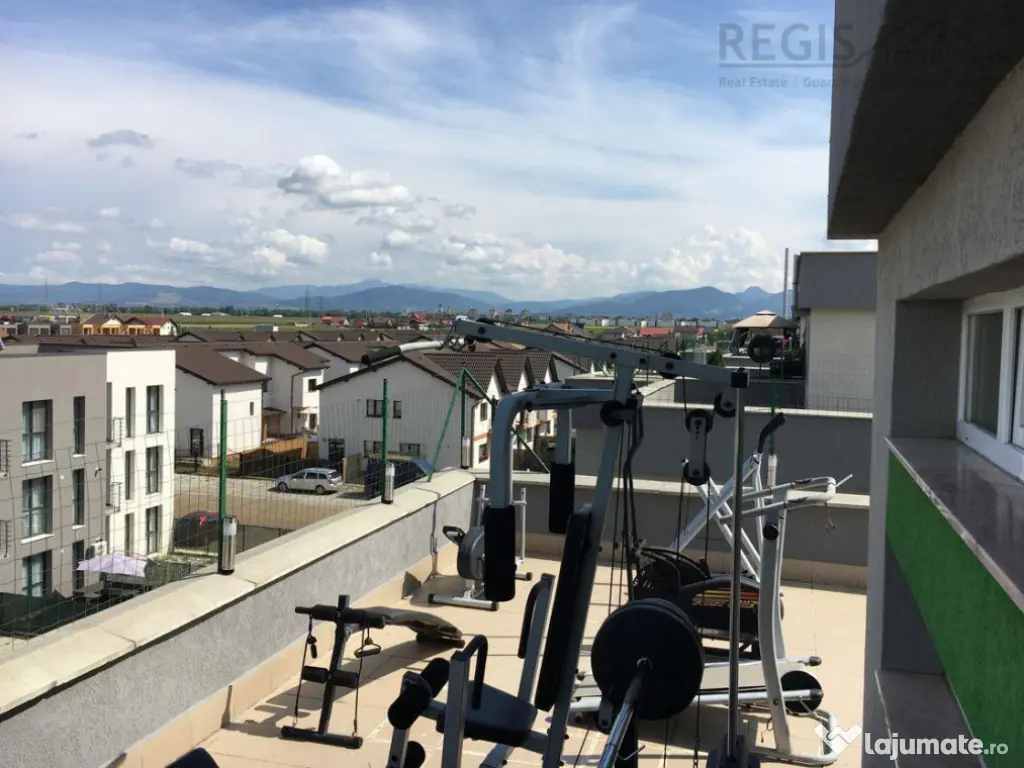 Penthouse de 3 camere in zona Sanpetru 