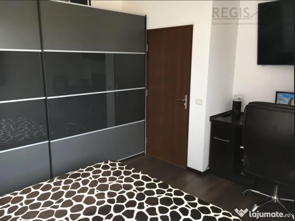 Penthouse de 3 camere in zona Sanpetru 
