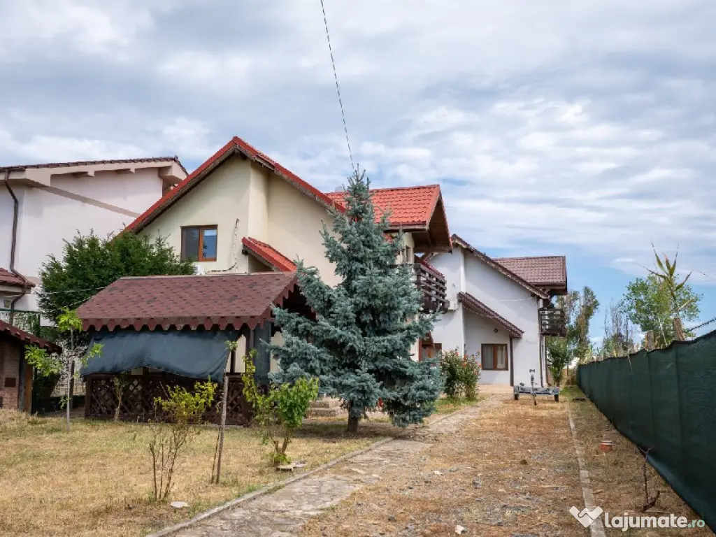 2 vile individuale cu foișor și grădină | 740 mp teren 