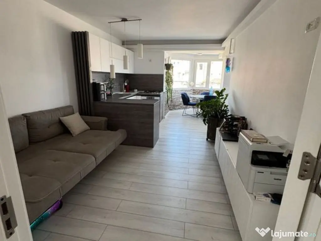 APARTAMENT 3 CAMERE , DECOMANDAT , TOMIS NORD 