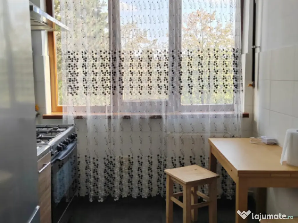 Apartament 3 camere, etajul 3/9, zona Nord- Spitalul Judetea 