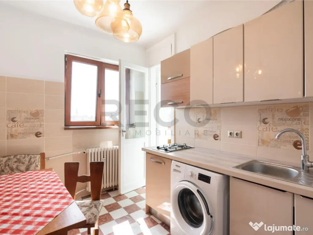 RECO apartament cu 3 camere in zona ultracentrala 