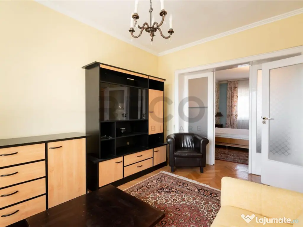 RECO apartament cu 3 camere in zona ultracentrala 