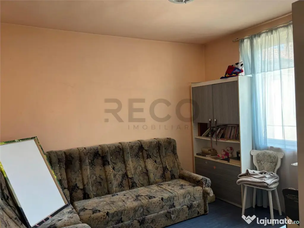 Apartament 3 camere Stei 