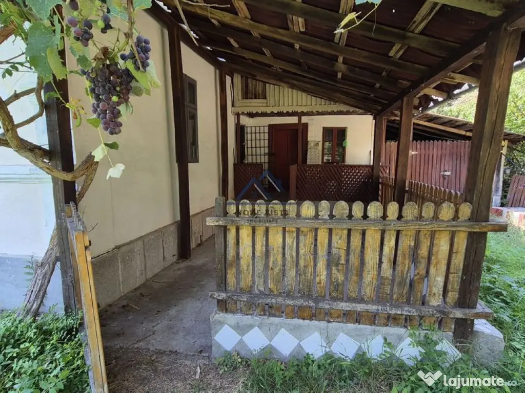 Vânzare casă P + teren 4.717 mp – Com. Călinești, s... 