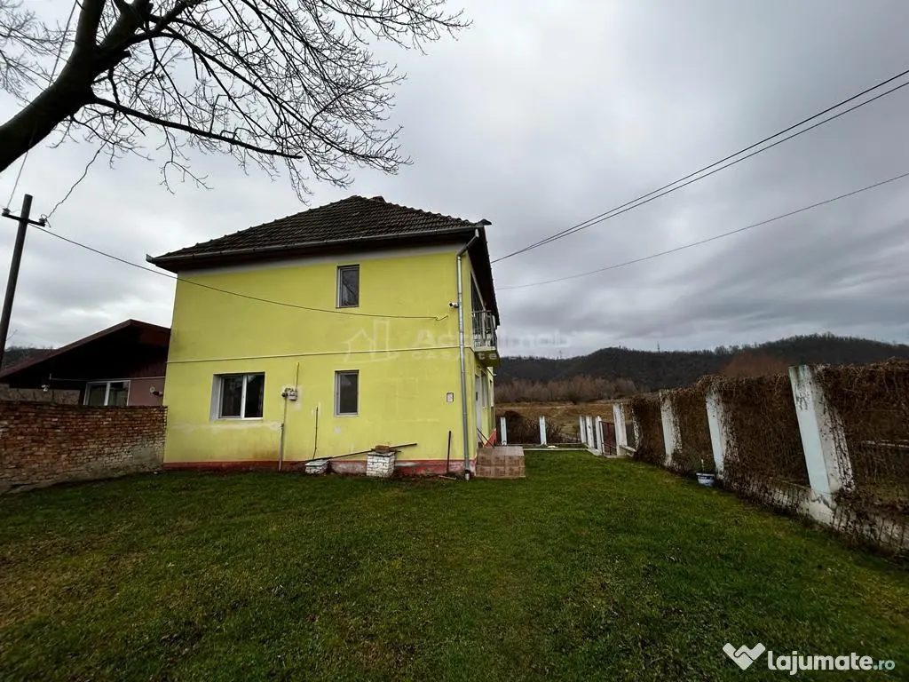 Bocsa Casa D P Etj.1. Garaj si Teren, Zona Mioritica. 