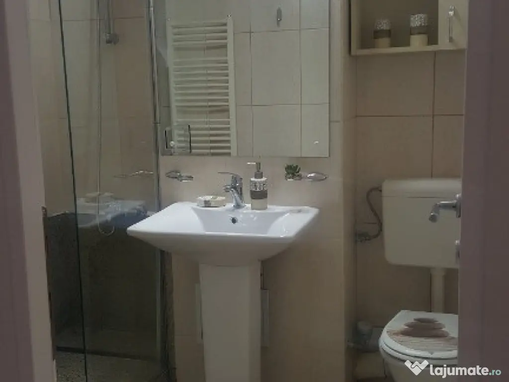 Ap 3 cam. Popa Sapca, mobilat modern, 600 euro 