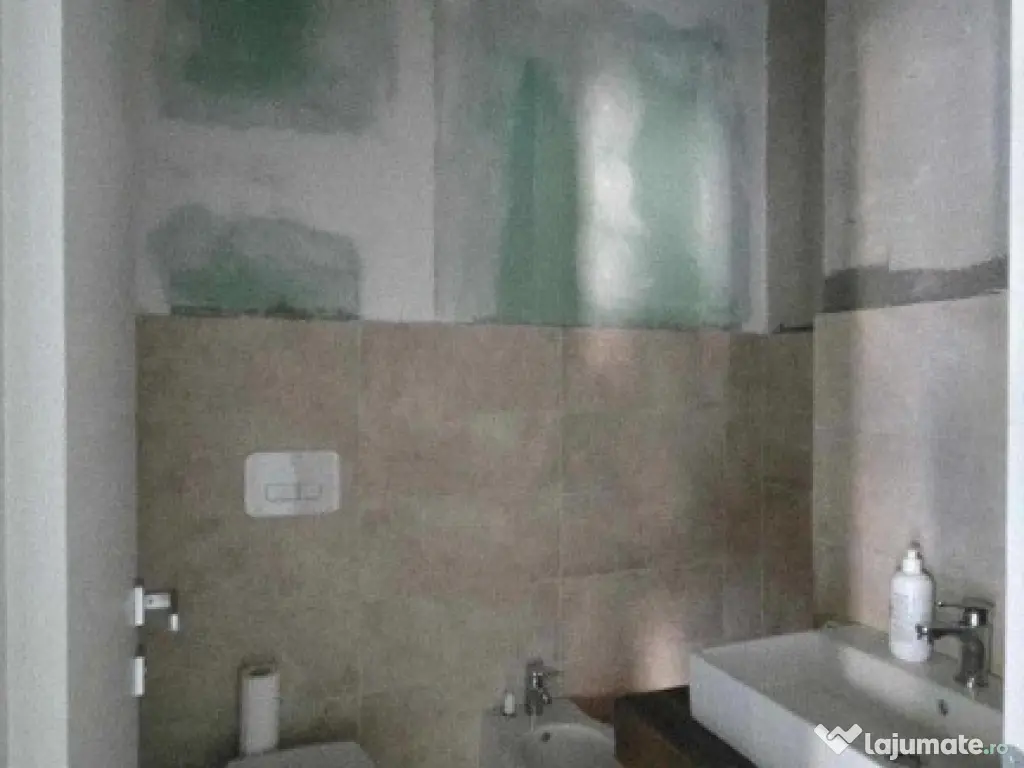 Spațiu comercial de închiriat, str. Cuza Vodă 