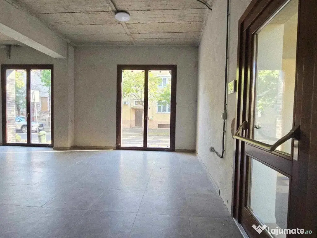 Spațiu comercial de închiriat, str. Cuza Vodă 