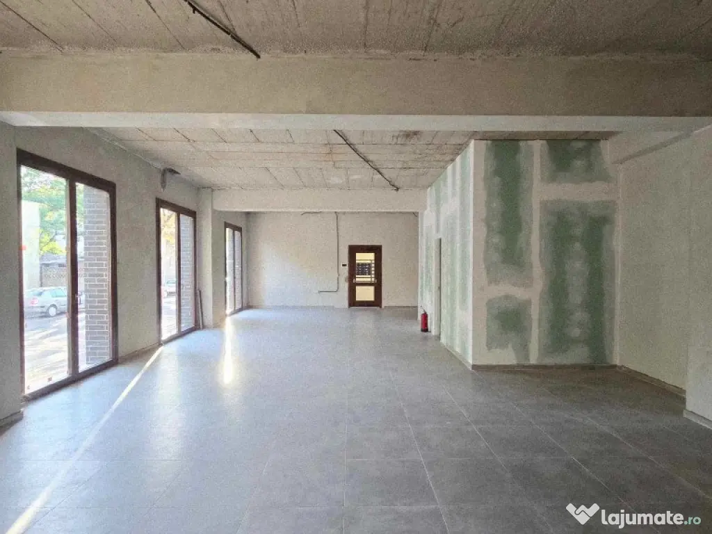 Spațiu comercial de închiriat, str. Cuza Vodă 