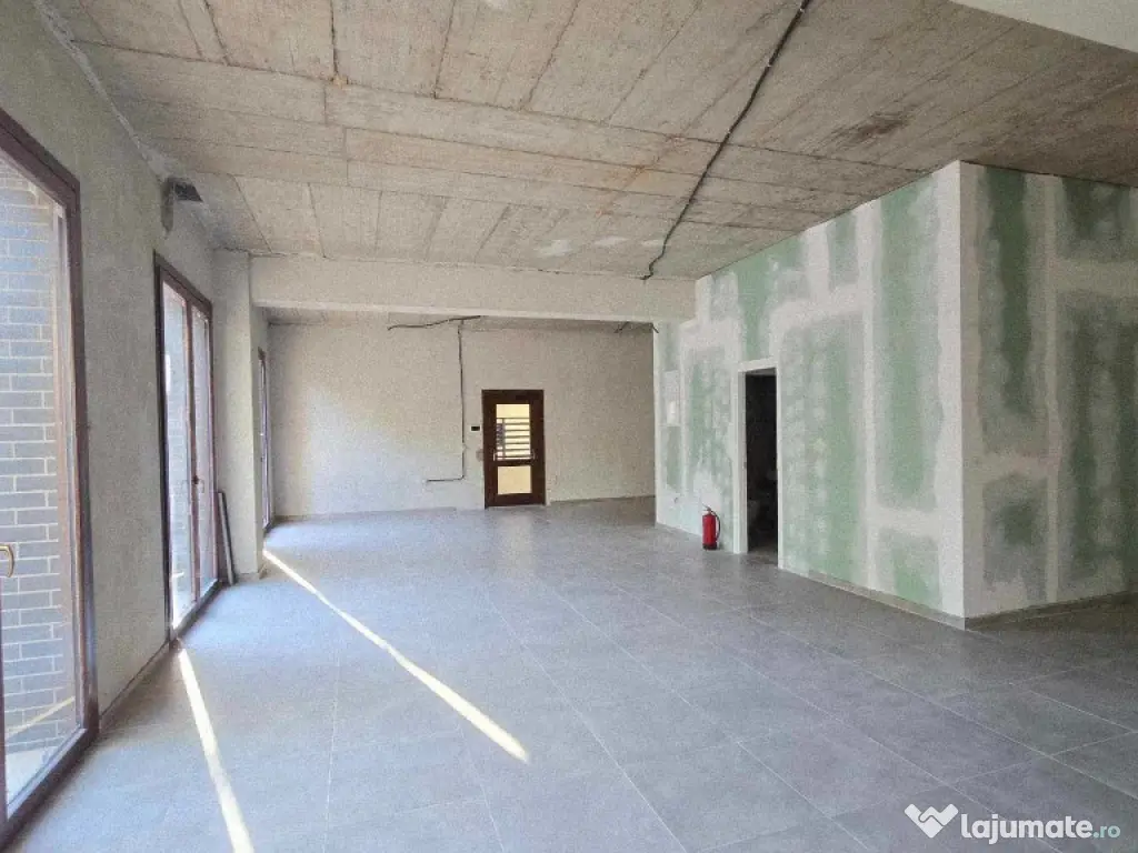 Spațiu comercial de închiriat, str. Cuza Vodă 