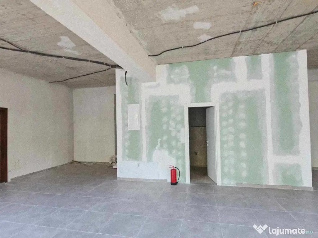 Spațiu comercial de închiriat, str. Cuza Vodă 