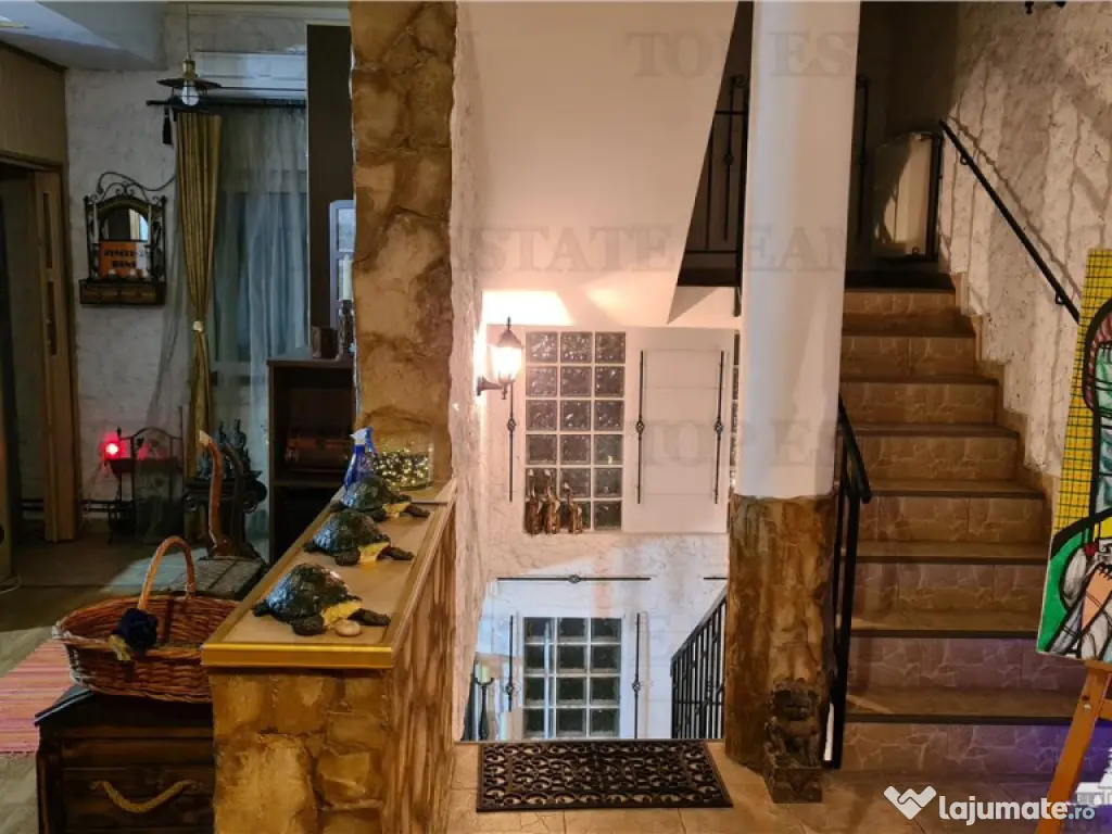 Super afacere, vila cu aspect de conac cu spatii moderne dar 
