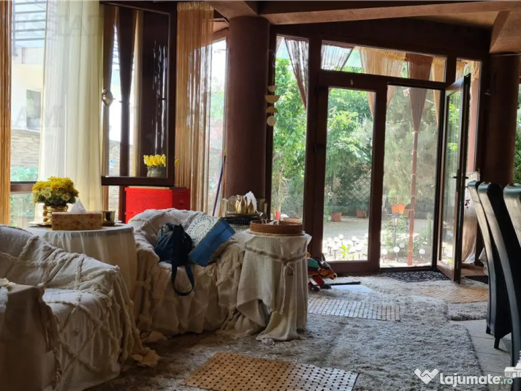 Super afacere, vila cu aspect de conac cu spatii moderne dar 