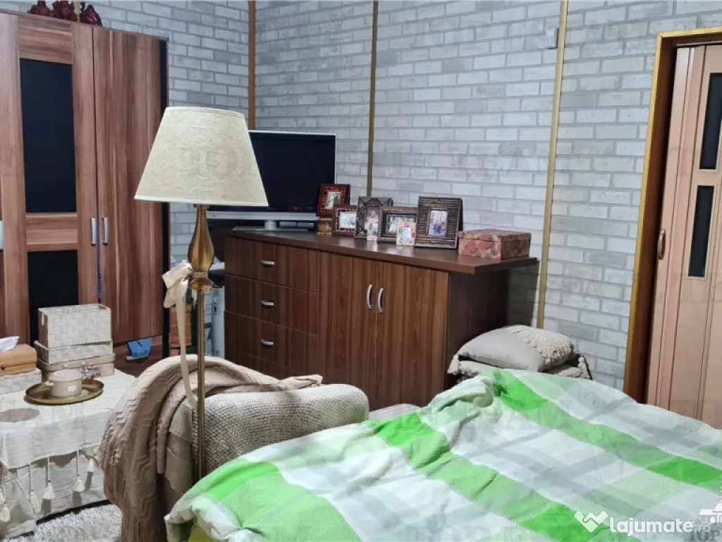 Super afacere, vila cu aspect de conac cu spatii moderne dar 